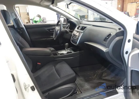 2018 Nissan Altima 2.5 S z USA, uszkodzony, nr VIN 1N4AL3AP9JC120930